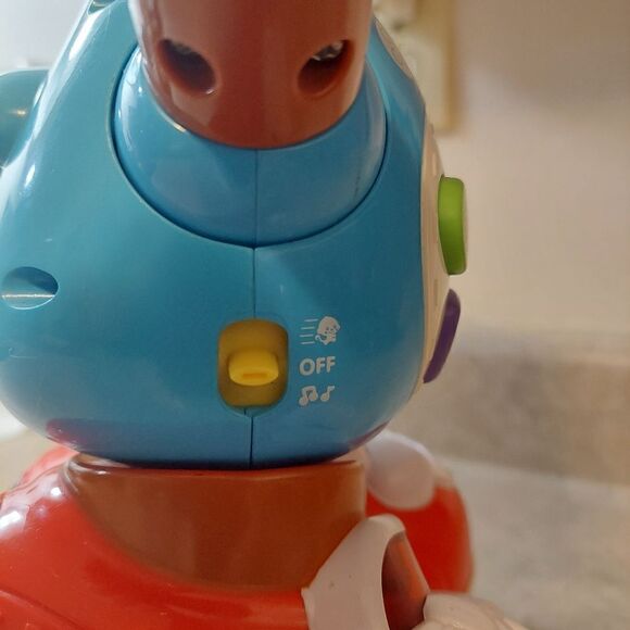 Vtech Chase Me Casey Interactive Toy Moves & Sounds Letters & Numbers Toddler - Picture 6 of 7
